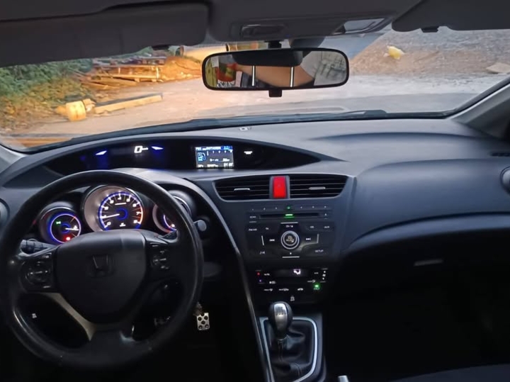 Honda Civic 1.4 i-vtec