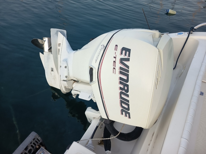 Gliser Mano Marine 18