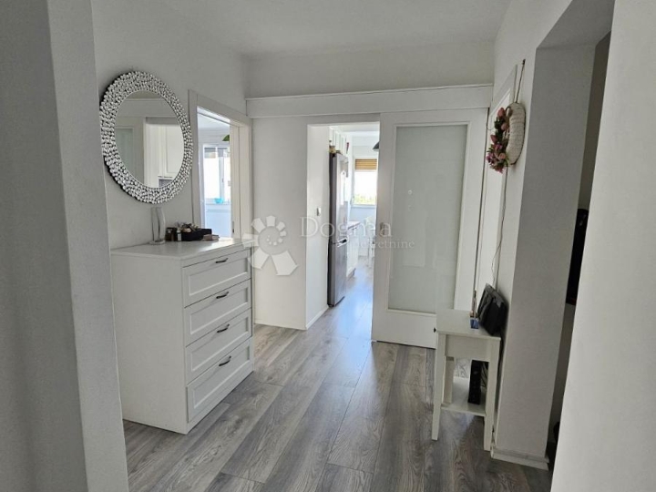 Kantrida, 2S+DB, blizu plaže, najam