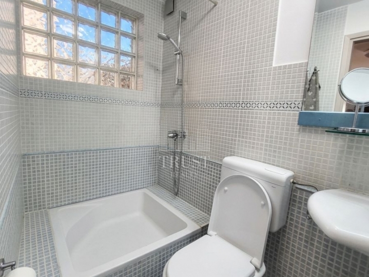 Rovinj - obiteljska kuća s turističkim apartmanima u centru grada, blizu mora