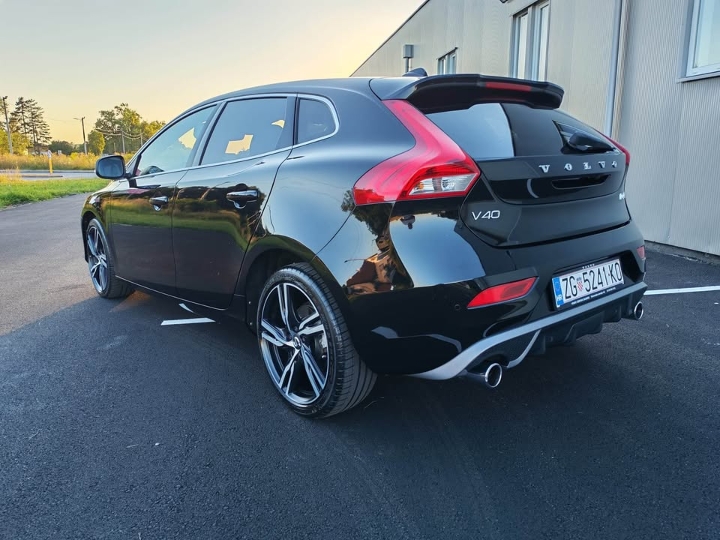 Volvo V40 D4 geartronic 