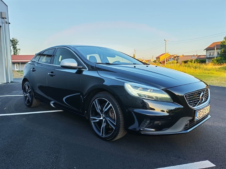 Volvo V40 D4 geartronic 