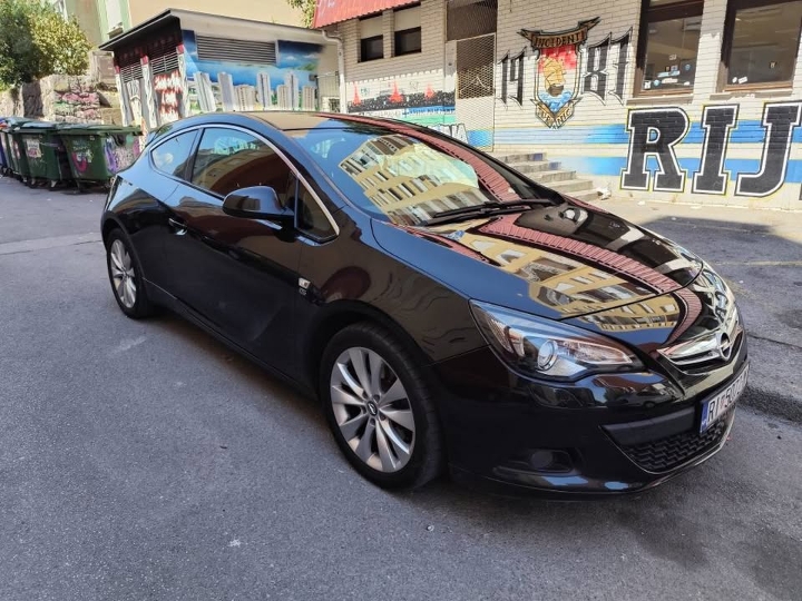 Opel Astra 
