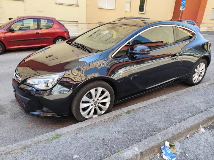 Opel Astra 