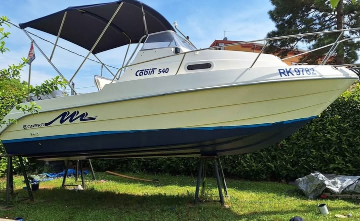 Gliser Conero Cabin 540