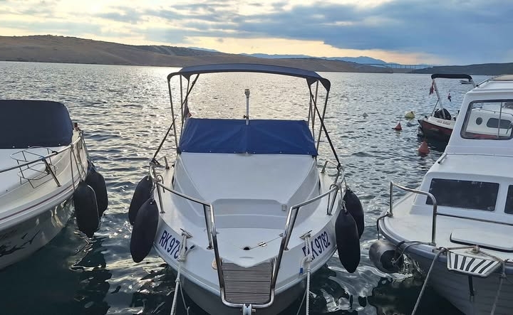 Gliser Conero Cabin 540