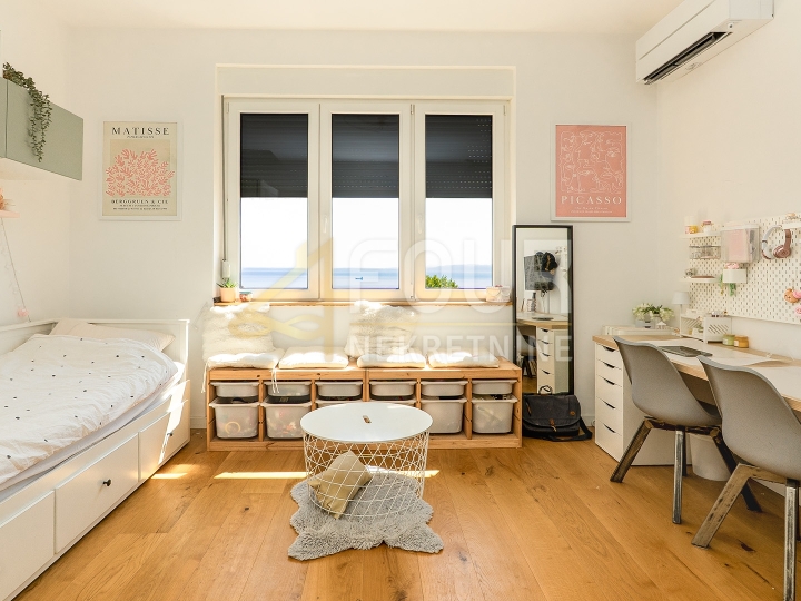 Rijeka, Kozala, 113.10m2, etaža - 3S+DB, balkon+terasa, garaža!