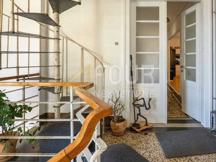 Rijeka, Kozala, 113.10m2, etaža - 3S+DB, balkon+terasa, garaža!