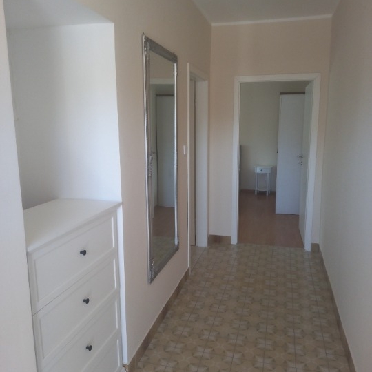 Jednosoban stan 50 m2