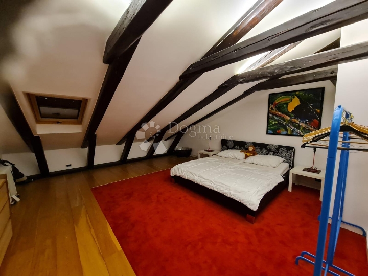 Rijeka, Centar, 116 m2, 2S+DB, balkon, pogled na more
