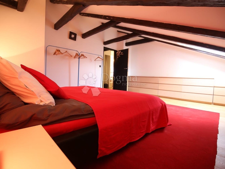 Rijeka, Centar, 116 m2, 2S+DB, balkon, pogled na more