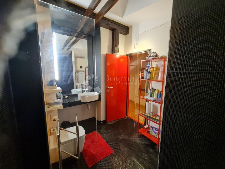 Rijeka, Centar, 116 m2, 2S+DB, balkon, pogled na more