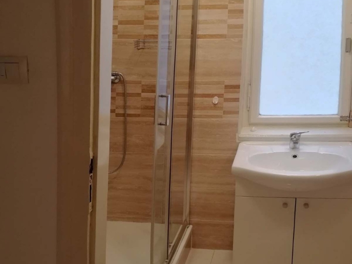 Centar - garsonijera za dugoročni najam