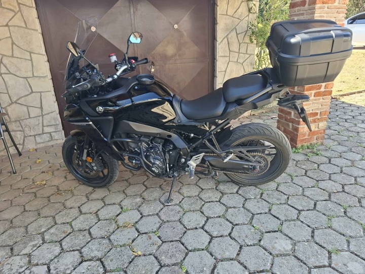 Yamaha Tracer 9