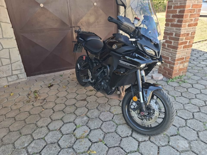 Yamaha Tracer 9