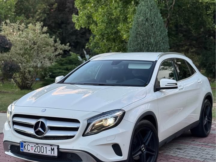 Mercedes Benz GLA 200 CDI