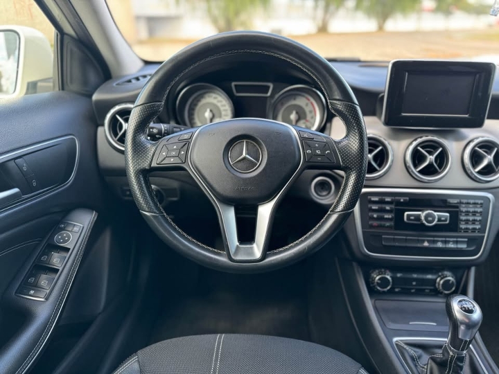 Mercedes Benz GLA 200 CDI