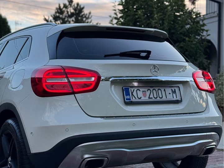 Mercedes Benz GLA 200 CDI