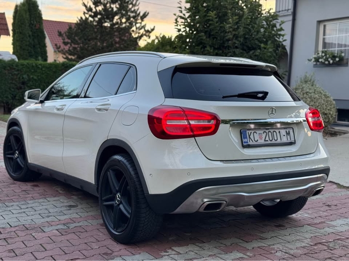 Mercedes Benz GLA 200 CDI