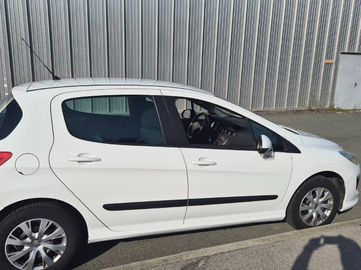 Peugeot 308 1.6 HDI, 68 kW