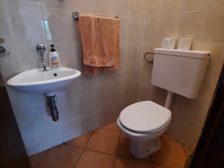 Dajem u zakup poslovni prostor
