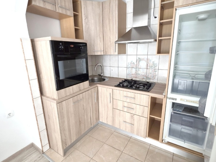 Centar, 2S+DB, 54 m2, 650€