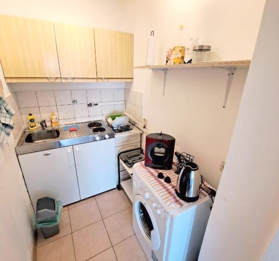 Trsat, garsonijera, 400€