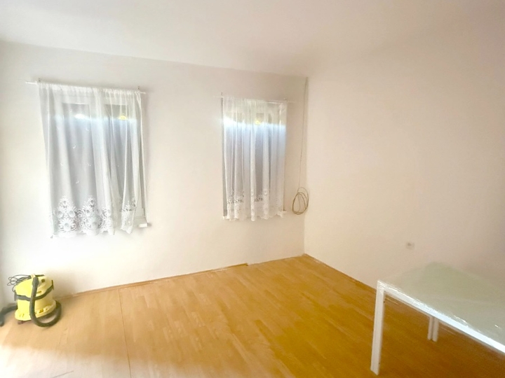 Čavle, 80 m2, stan 87 m2, najam za strane radnike