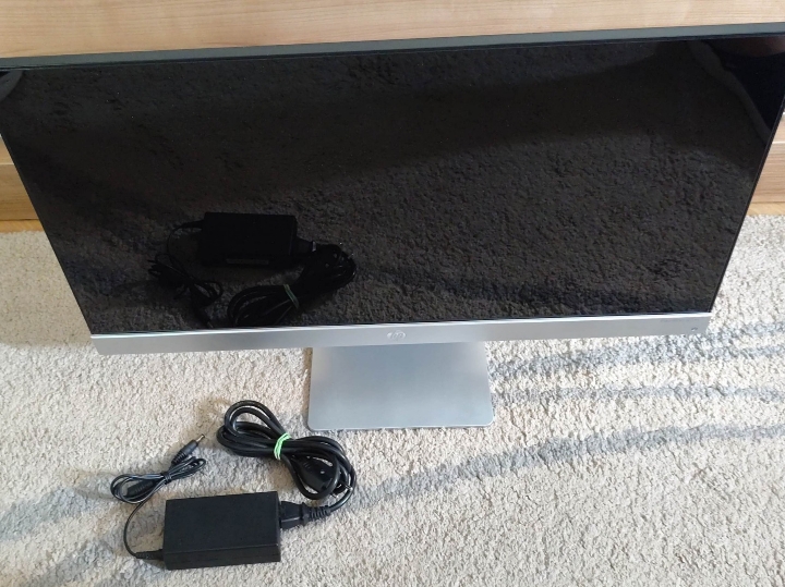 HP led monitor 27"