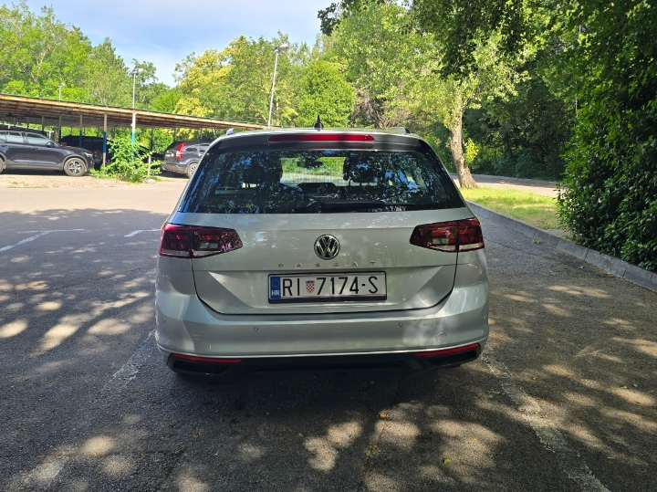 VW Passat B8.5 karavan, 2020. god., 2.0 TDI, 150 KS