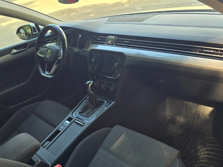 VW Passat B8.5 karavan, 2020. god., 2.0 TDI, 150 KS