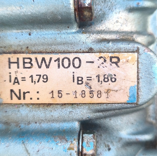 Hurth kopču HBW 100 2 R desnookretnu ili ZF 10 ispravnu kupujem