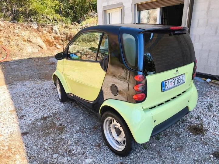Smart City-Coupé (2002. god.) – 1.700 €
