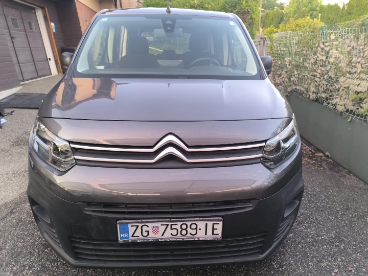 Citroen Berlingo 2021. god - 1. vlasnik, servisna knjiga, garancija