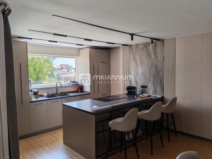 Istra, Žminj, 150m2, samostojeća kuća s bazenom