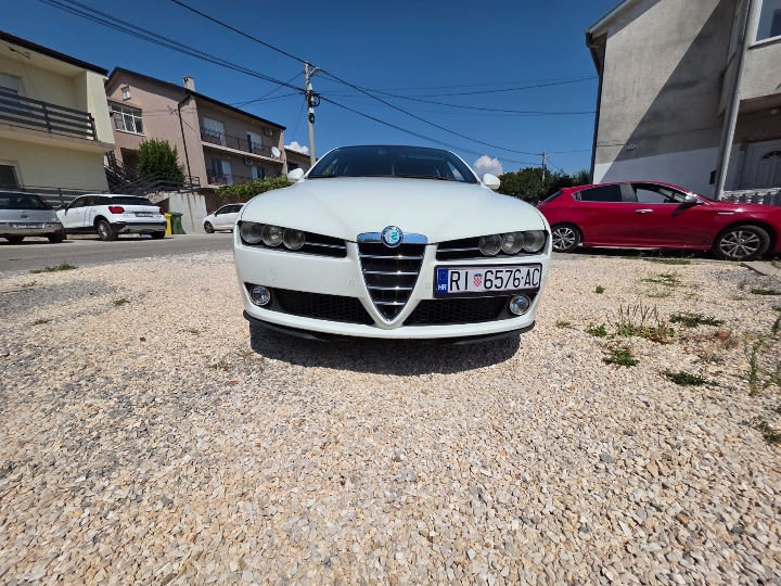 Alfa Romeo 159 SW Ti, 2.0 JTDm, 125kW