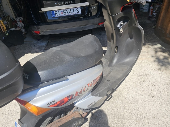 Yamaha 50 skuter