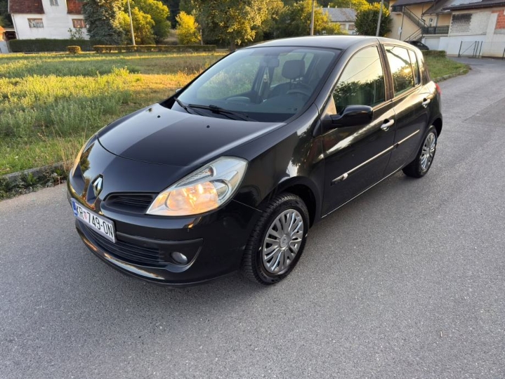 Renault Clio 1.5 dCi 86 KS | 135.000 km | reg. 03./27 | servisiran