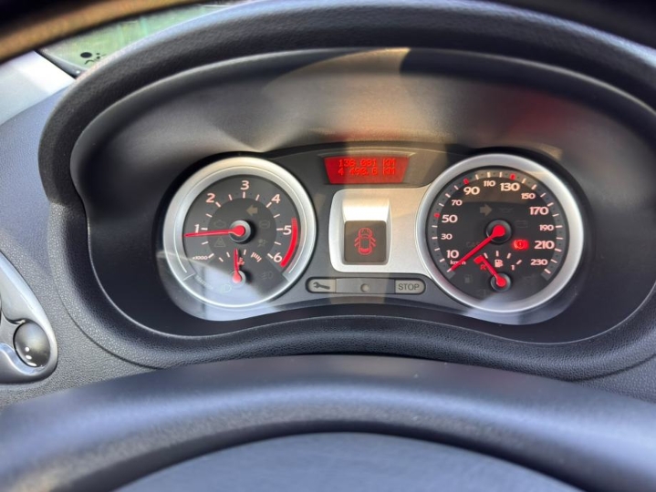 Renault Clio 1.5 dCi 86 KS | 135.000 km | reg. 03./27 | servisiran