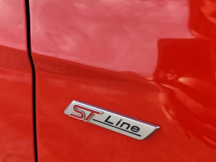 Ford Focus ST Line, zamjena