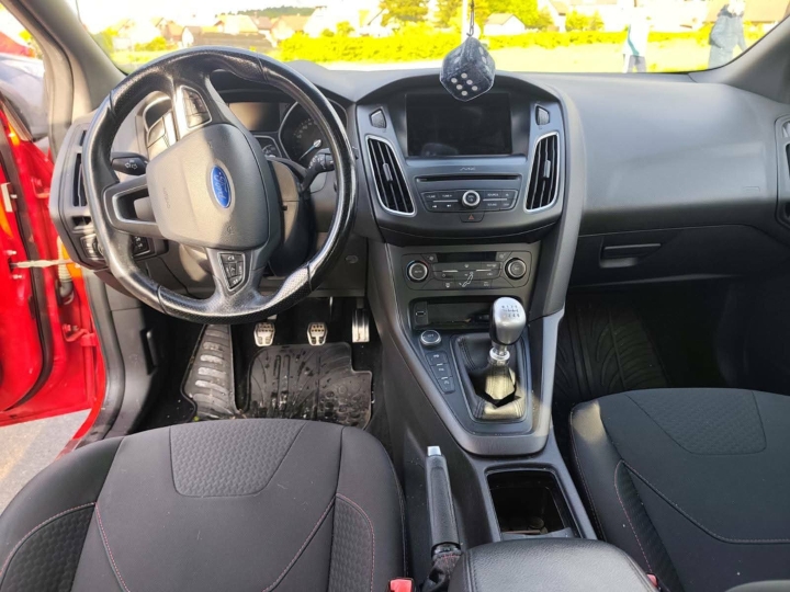 Ford Focus ST Line, zamjena