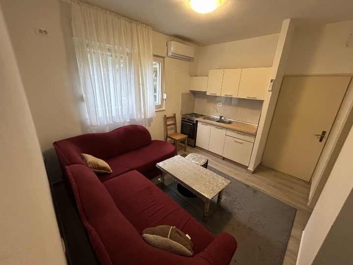 Pula, dugoročni najam, 32 m2