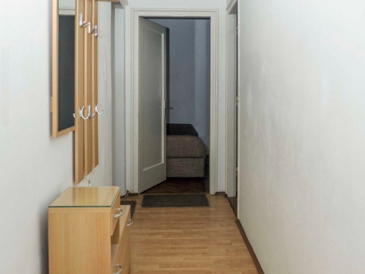 Vojak - 2S kl. stan, 55m2, 150 m od kampusa, studentima