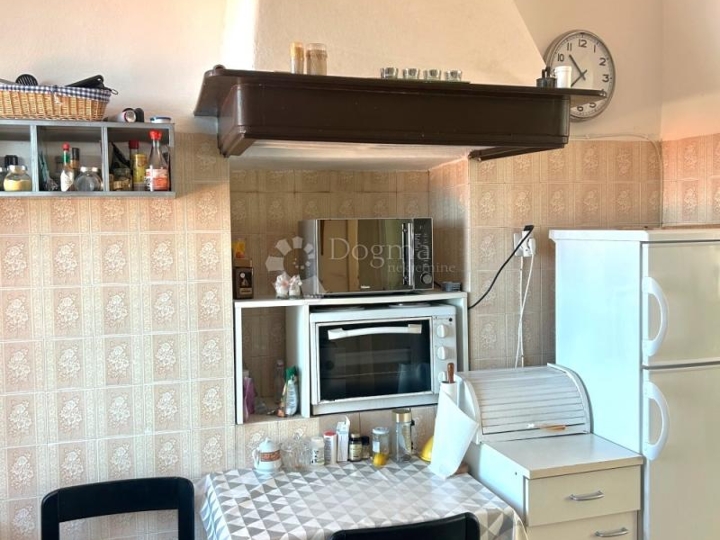 Rovinj – ekskluzivno! Prekrasan stan s pogledom na more