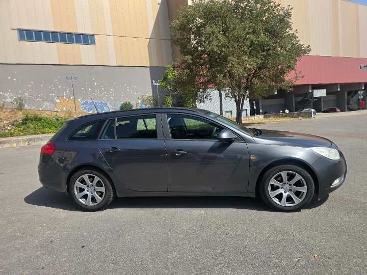 Opel Insignia 2.0 CDTi 