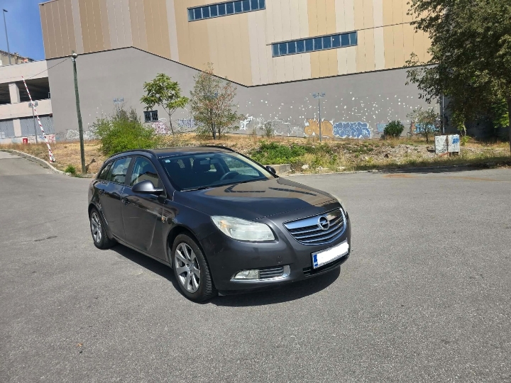 Opel Insignia 2.0 CDTi 