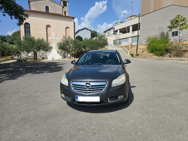 Opel Insignia 2.0 CDTi 
