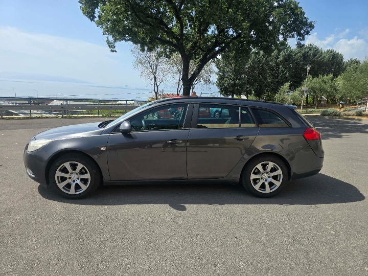 Opel Insignia 2.0 CDTi 