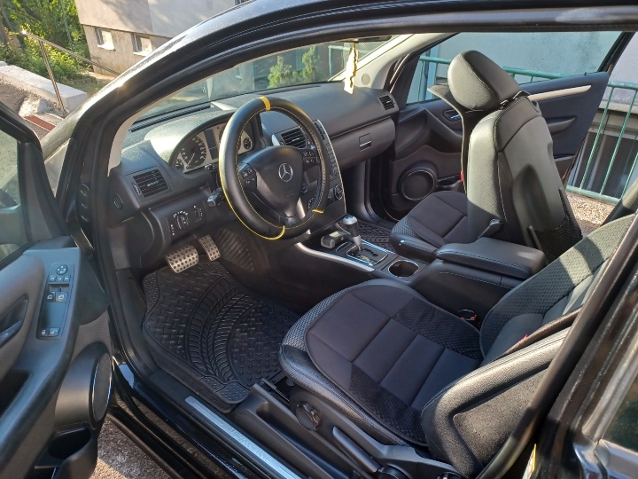 Mercedes Automatic A 180 odličan garažiran, 2. vl.