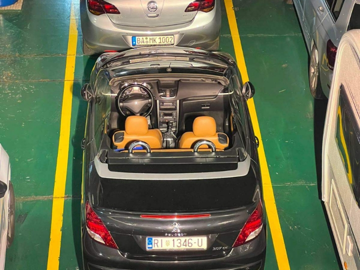 Peugeot 207 CC
